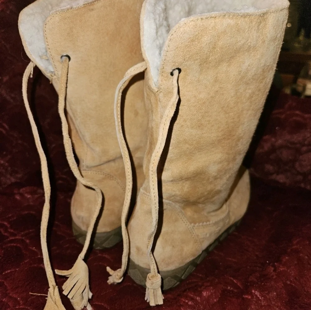 Khombu Boots Women's Brown Leather Upper Navajo Winter Weather Boots Size 10